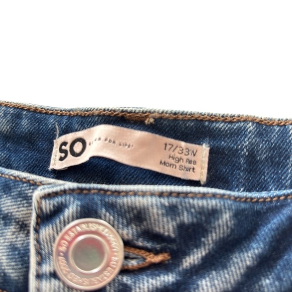 SO Mom Jean Shorts Womens Size 17 / 33 High Rise Stretch Denim 3" Inseam Cuffed - Picture 6 of 15